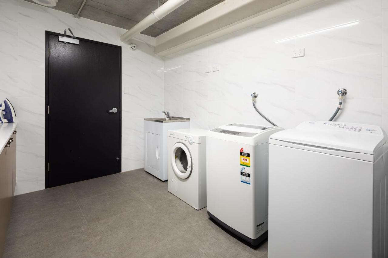 Ascot Budget Inn & Residences Brisbane Buitenkant foto